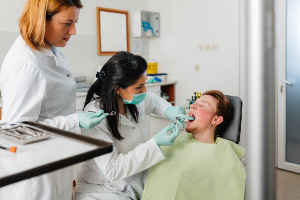Best Weekend Emergency Dentist in Waverly, MI